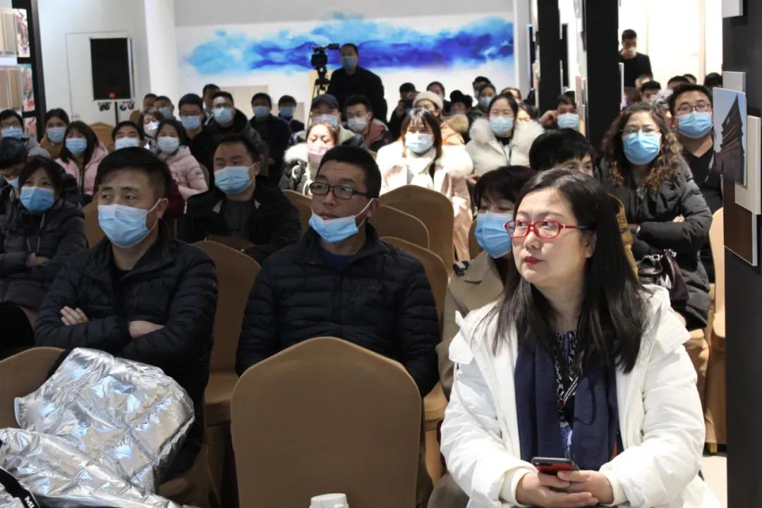 恭喜！華洲木業(yè)（陜西）運營中心首航儀式暨供應鏈賦能模式發(fā)布會圓滿舉辦！(圖10)